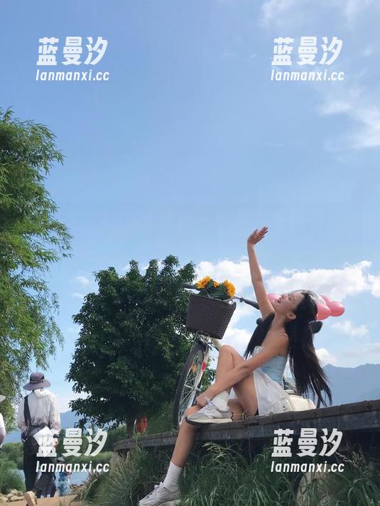 FAIRY CLUB妖精社 - 透明之美尽在梓晨私拍图包，让你感受每一瞬间的灵动与纯净！.txt
